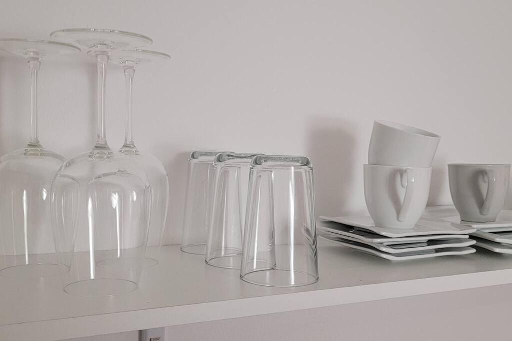 Villa Blanca, W-Lan, Office Leverkusen Buitenkant foto